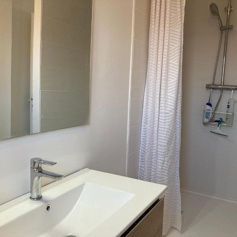 Joli appartement avec vue mer - Apartamento de 2 dormitorios - 13
