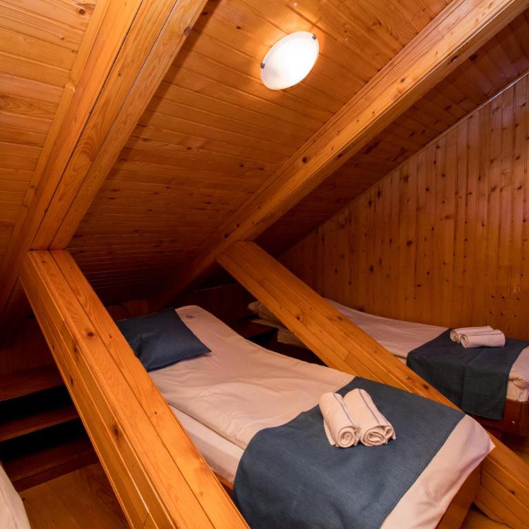 Olimpik House Jahorina - Family Room with Private Bathroom - 7