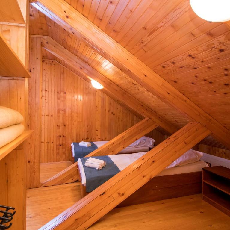 Olimpik House Jahorina - Family Room with Private Bathroom - 7