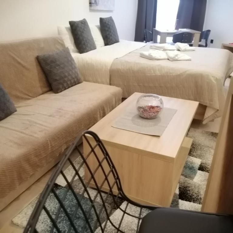 HUSKY Milmari - Apartman sa 1 Spavaćom Sobom - 11