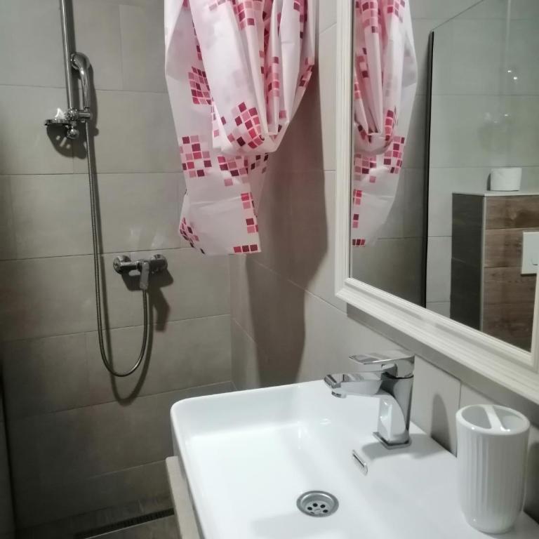 HUSKY Milmari - Apartman sa 1 Spavaćom Sobom - 29