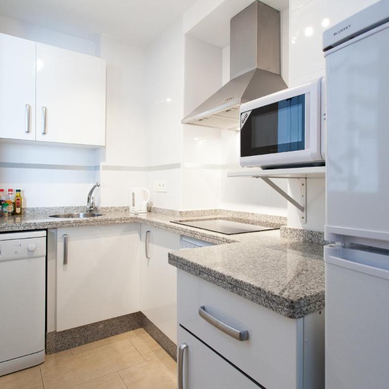 Apartamentos Diaber San Leandro - Dúplex con terraza y 2 baños - 12