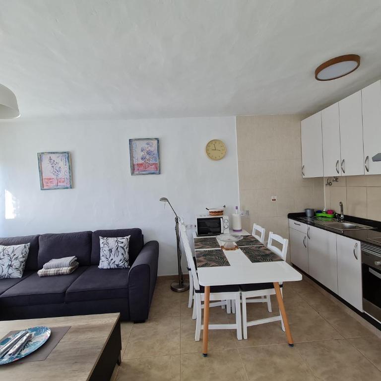 Gueldera Apartments - Apartment with Balcony - 14
