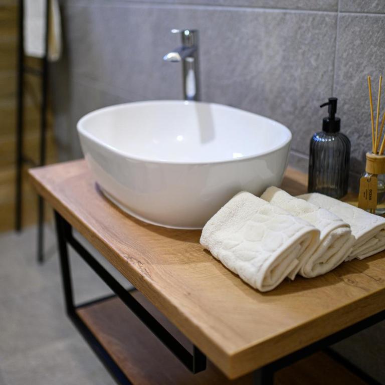 Apartman UMA - Two-Bedroom Apartment - 16
