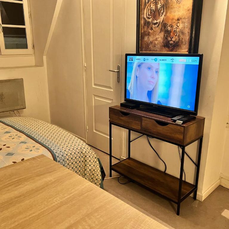 LE PACIFIC - Appartement spacieux centre ville - Apartamento de 1 dormitorio - 4