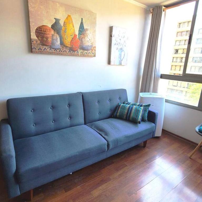 Céntrico Departamento en Metro Parque Bustamante - Apartamento de 2 dormitorios - 3