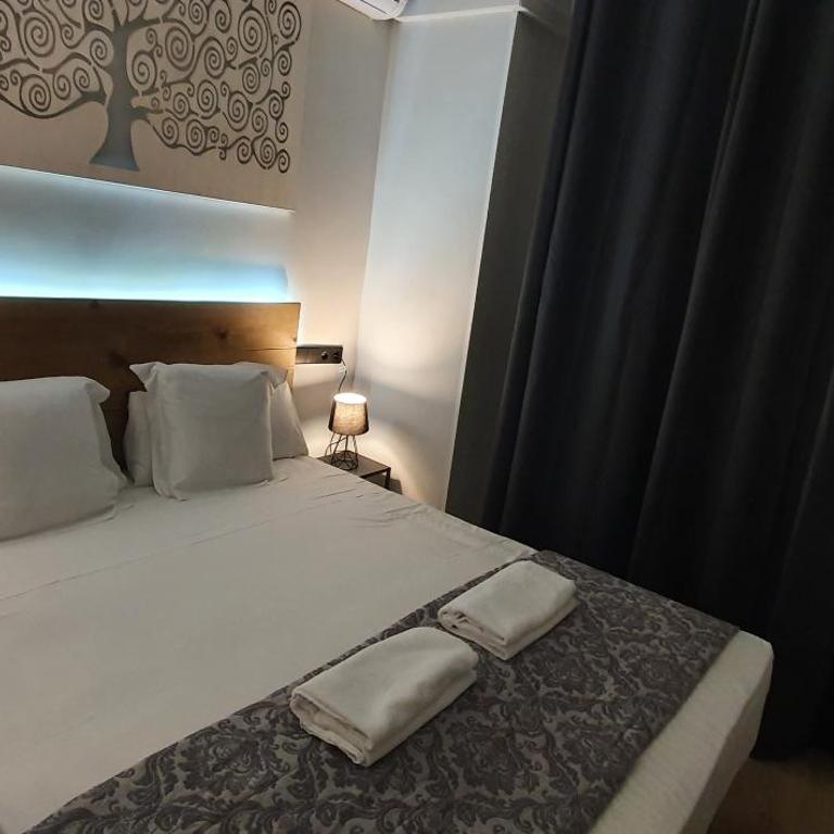 CH Otello Rooms I - Madrid - Habitación Doble con baño privado - 14