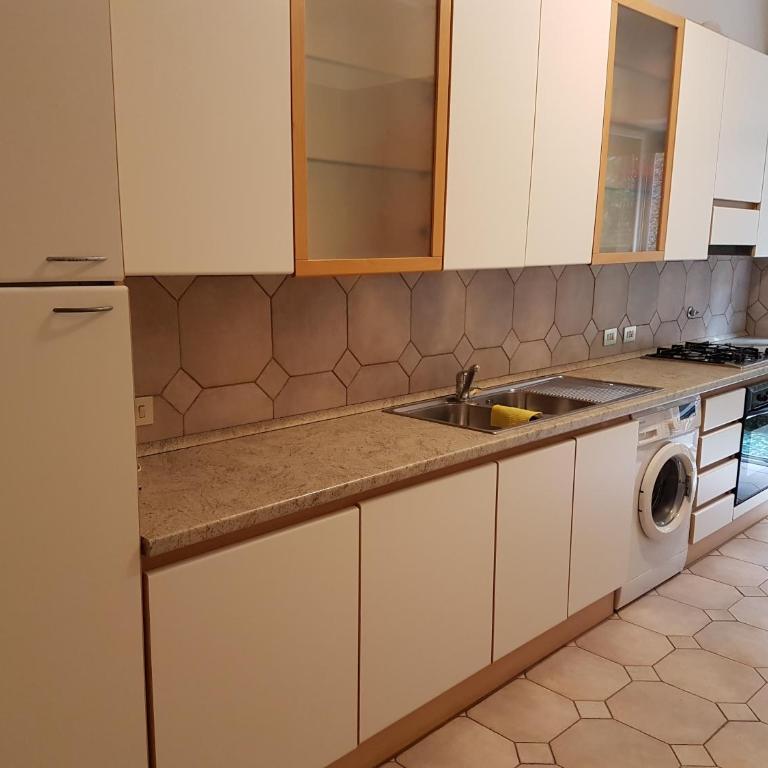 La Casa di Ari vicinissimo ospedale GASLINI GENOVA - Appartamento con 2 Camere da Letto - 6