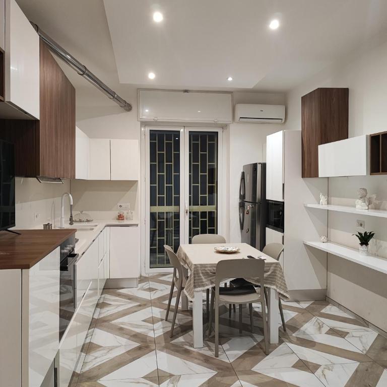 IndaHouse - Two-Bedroom Apartment with Balcony - 5