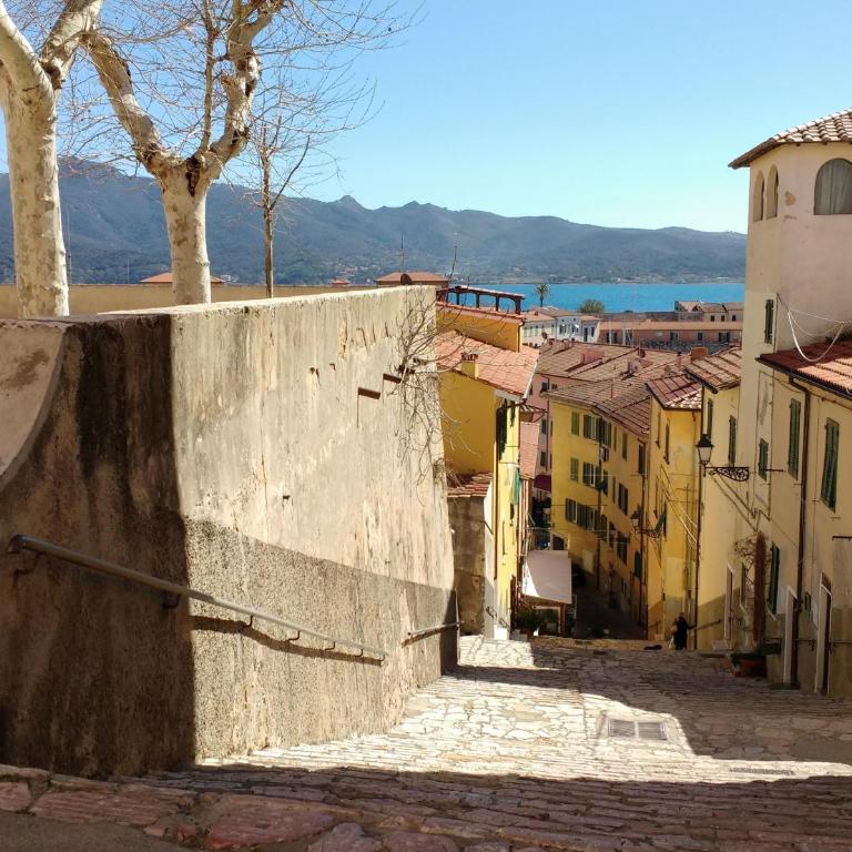 Bilocale nel centro di Portoferraio - Appartamento con 1 Camera da Letto - 1