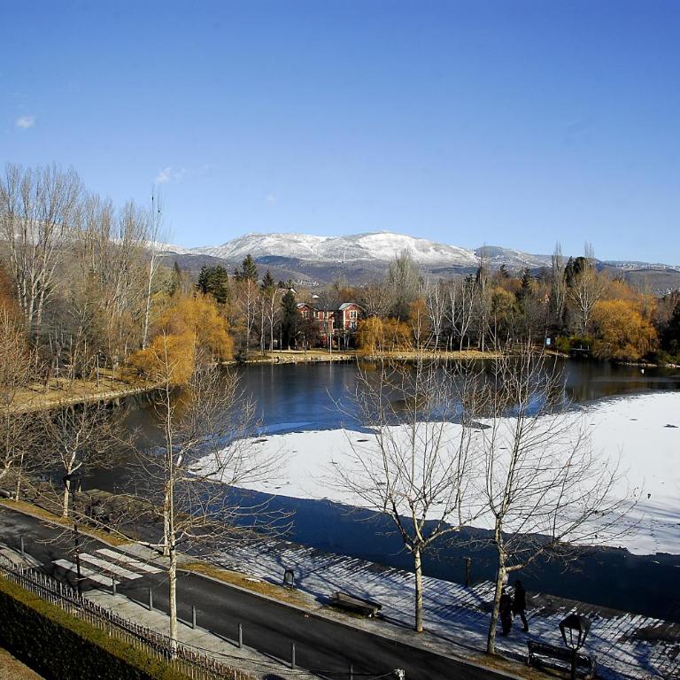 Apartaments Boutique la Torreta del Llac - Apartment mit 2 Schlafzimmern, Terrasse und Seeblick - 25