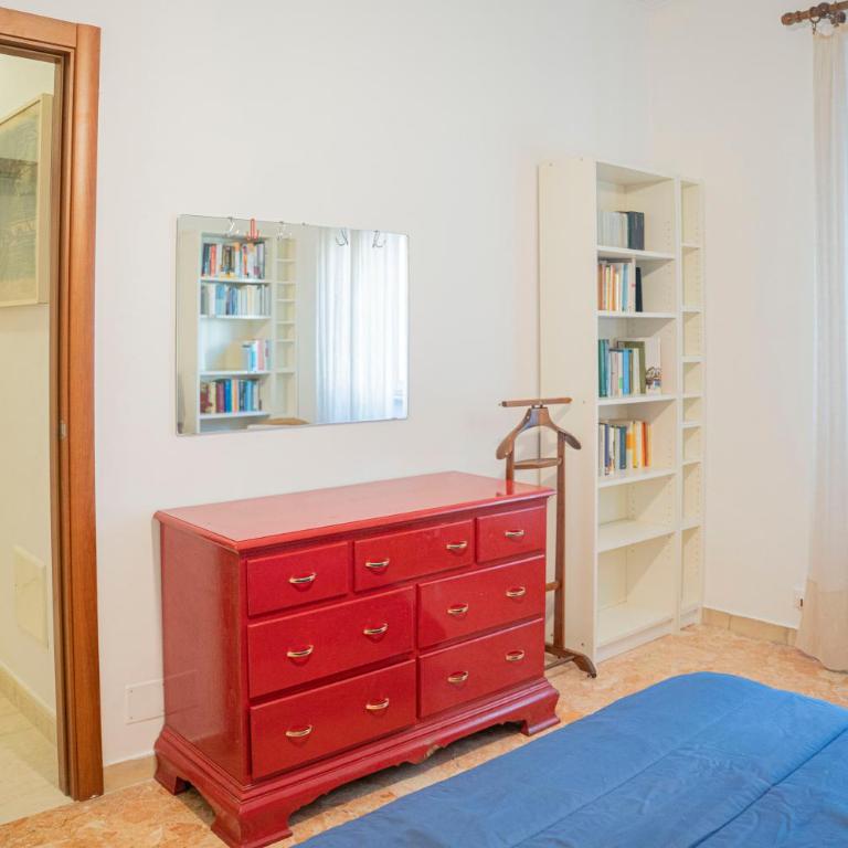 076 - Casa La Libreria, Centro città di Chiavari, 500 metri da mare e spiagge - 2 CAMERE DA LETTO - Appartamento con 2 Camere da Letto - 24