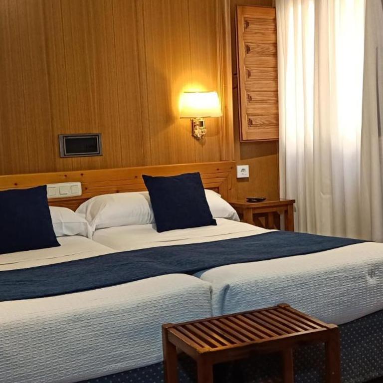 Hotel Real De Toledo - Habitación Doble - 2 camas - 6