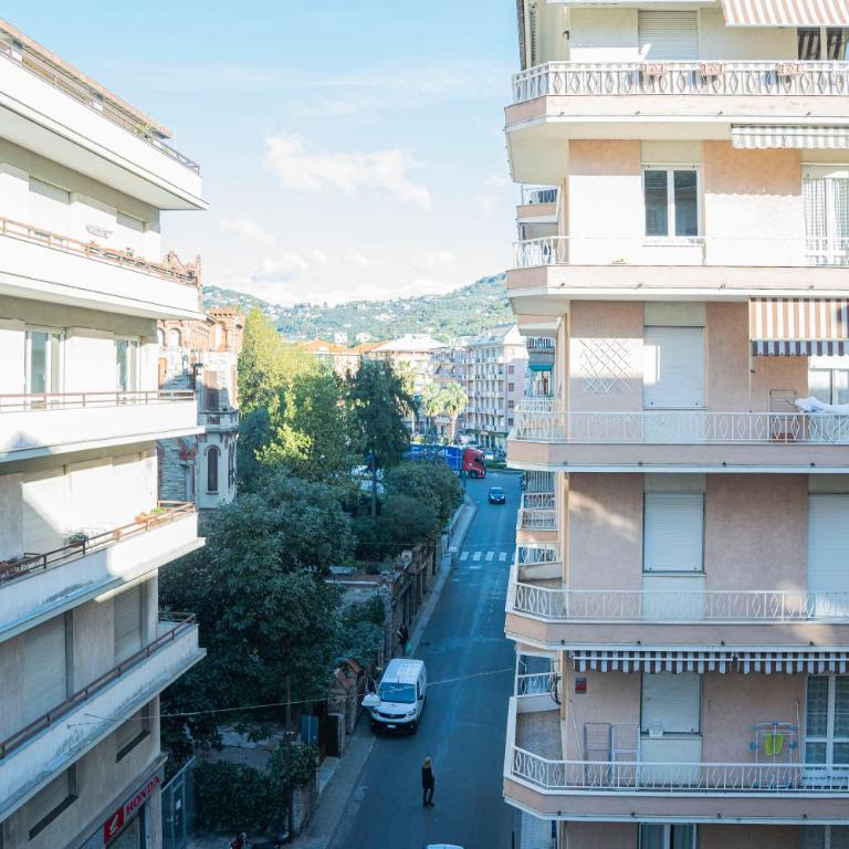 076 - Casa La Libreria, Centro città di Chiavari, 500 metri da mare e spiagge - 2 CAMERE DA LETTO - Appartamento con 2 Camere da Letto - 47