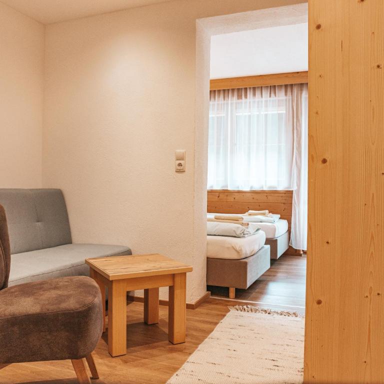 Hotel Mitterhof - Doppel- oder Zweibettzimmer - 4