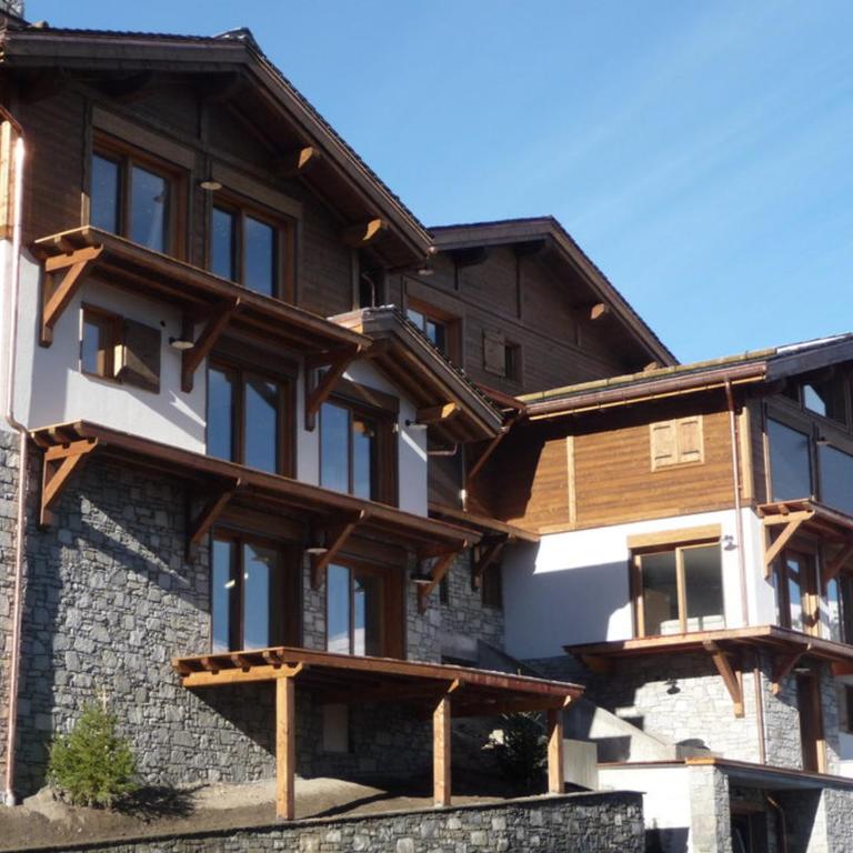 Appartement luxe 130m² avec sauna, jacuzzi à La Tania - WIFI, parking - Three-Bedroom Apartment - 10