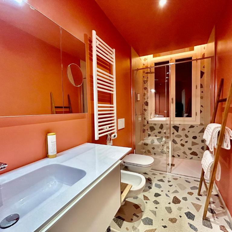 Farini Suites wi-fi - Camera Matrimoniale con Bagno Privato - 24