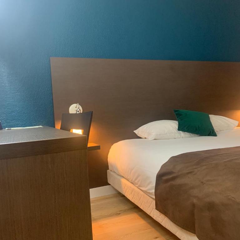 Contact Hôtel des États-Unis - Double Room - 4