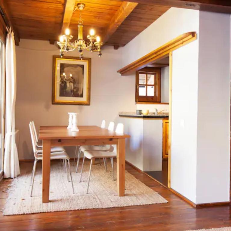 Tarter Chalets Apartaments - Four Bedroom Chalet Apartment with a Fireplace - 5