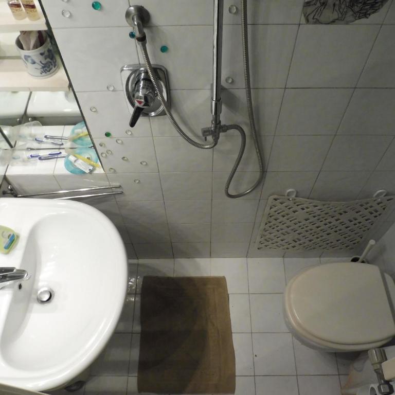 studio-apartment with small garden - Monolocale - 13