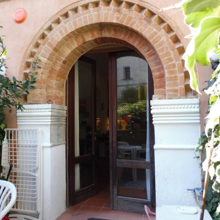 studio-apartment with small garden - Monolocale - 3