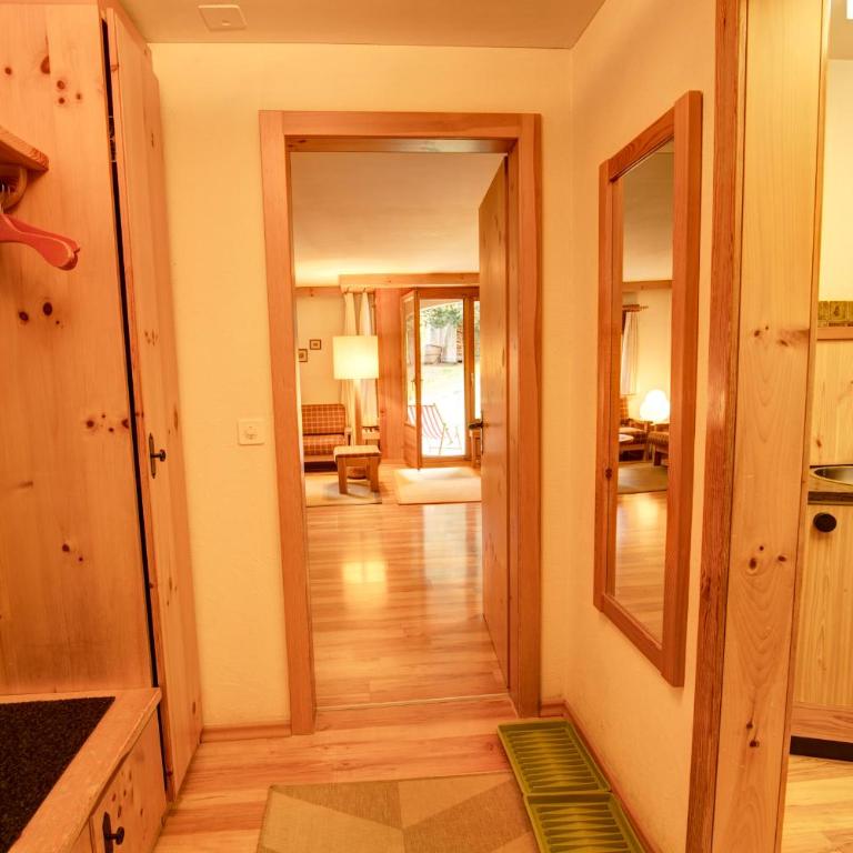 Chesa Munteratsch 1-Zimmerwohnung 106 Typ B - Apartment mit Blick auf die Berge - 11