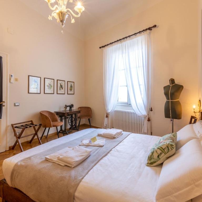 FuordArno Bed & Breakfast - Camera Matrimoniale con Vista Città e Bagno Privato - 9