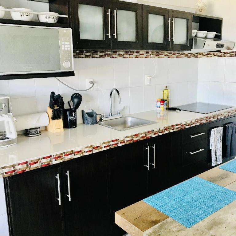 Cancun Hotel Zone, Beachfront 2 BR Apartment - Prime Location - Two-Bedroom Apartment - 7
