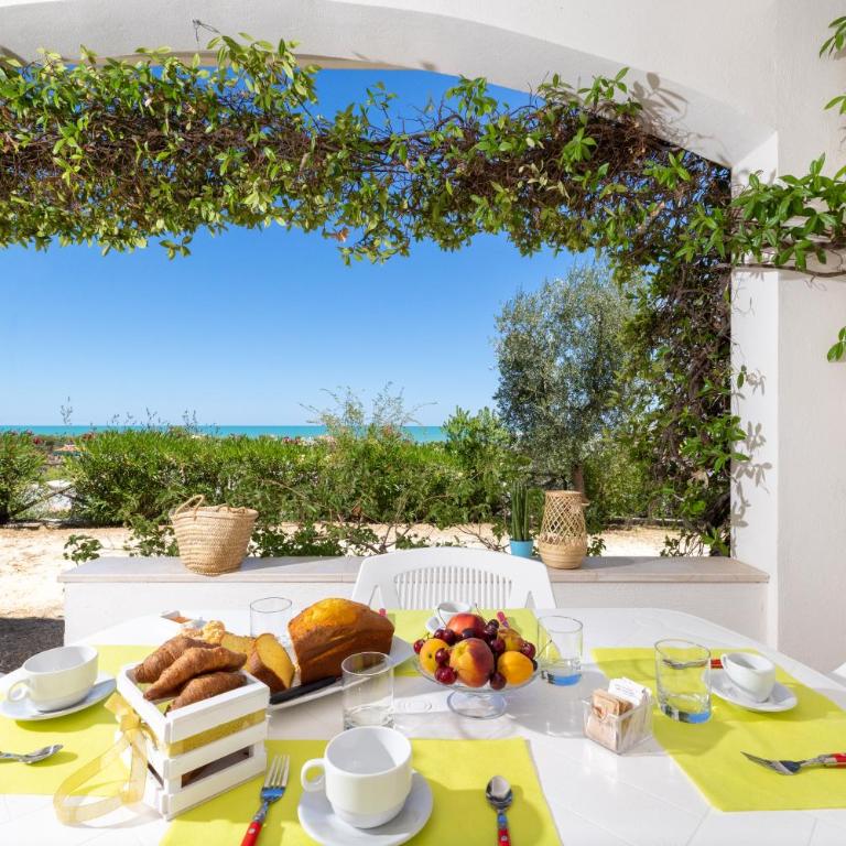 Baia Degli Aranci Suite & Apartments - Suite Standard - 1