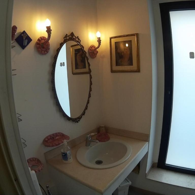 Very central apartment, by shops, restaurants - Appartamento con Balcone - 14