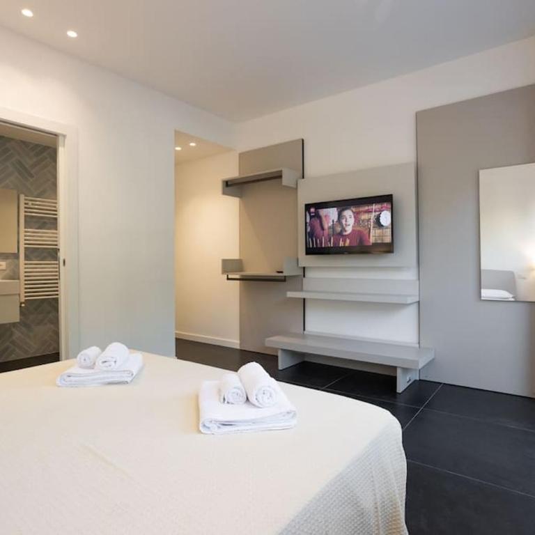Luxury Apartment Giglio - Two-Bedroom Apartment - 11