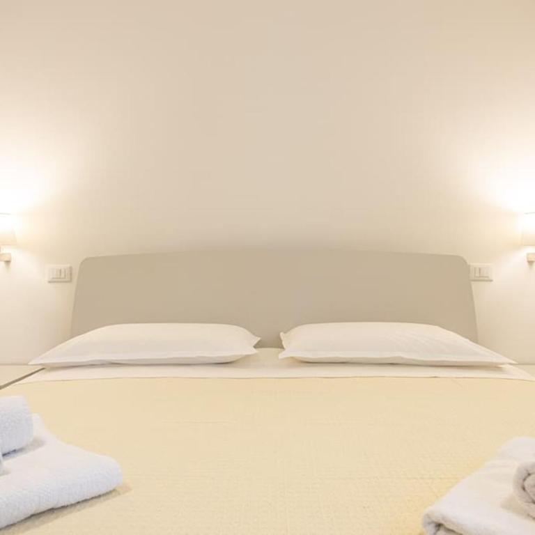 Luxury Apartment Giglio - Two-Bedroom Apartment - 22