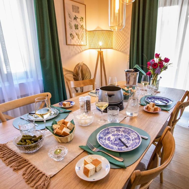 Chalet Antoine serviced Apartments by Mirabeau - Apartment mit 2 Schlafzimmern - 3