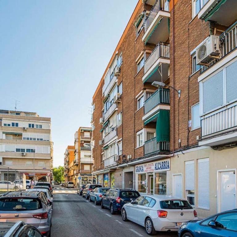 Agradable apartamento a pie de calle-30 Min de SOL - One-Bedroom Apartment - 2