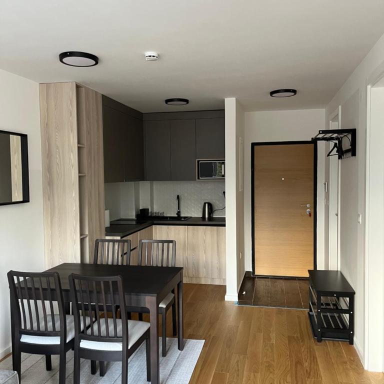 JoJo Apartment - One-Bedroom Apartment - 2