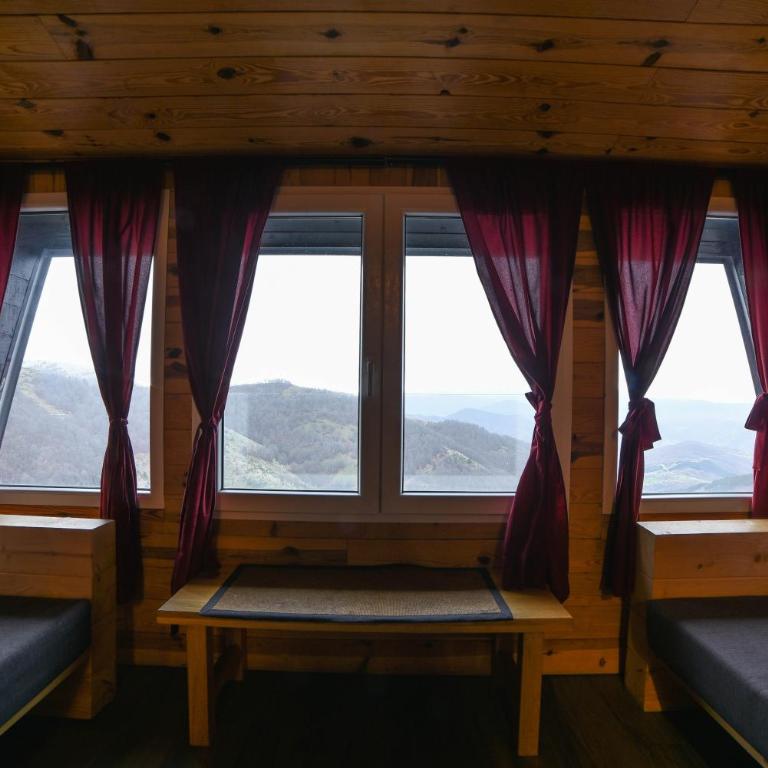 JollyKop Apartments - One-Bedroom Apartment with Mountain View - 18