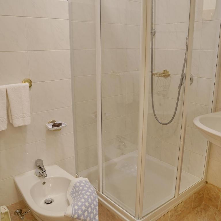 Piz Alpin B&B - Camera Tripla - 4