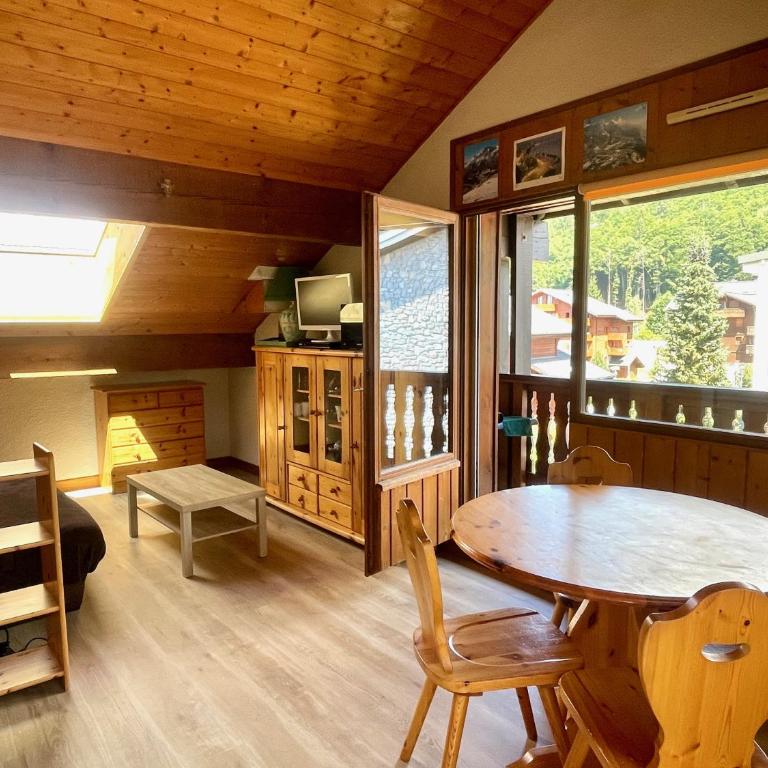 T3 Appartement haute-Savoie Carroz - Appartement 2 Chambres - 1