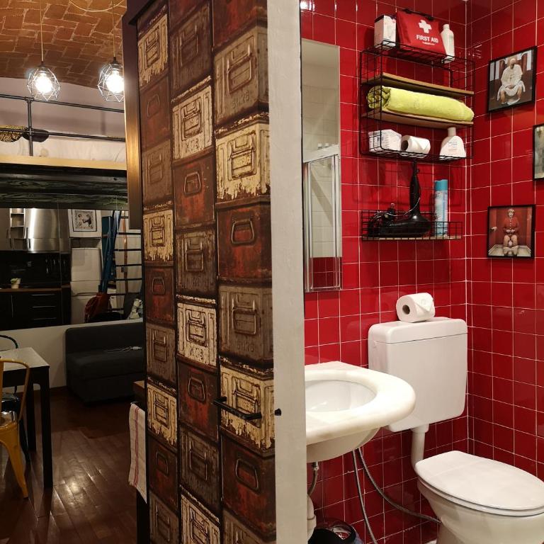 Floorplan B - 28 - Studio Apartment - 2