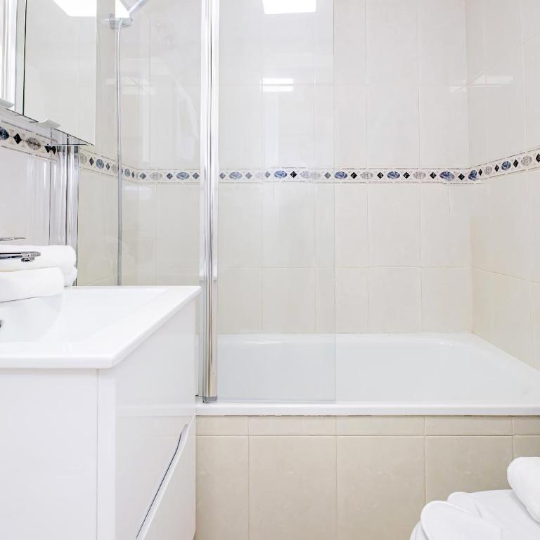 Holiday Suite Eleonora - One-Bedroom Apartment - 32