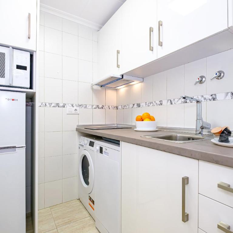 Holiday Suite Eleonora - One-Bedroom Apartment - 25
