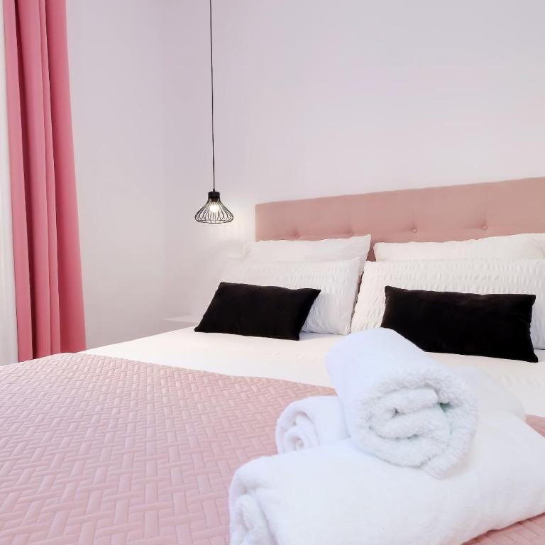 Holiday Suite Eleonora - One-Bedroom Apartment - 23