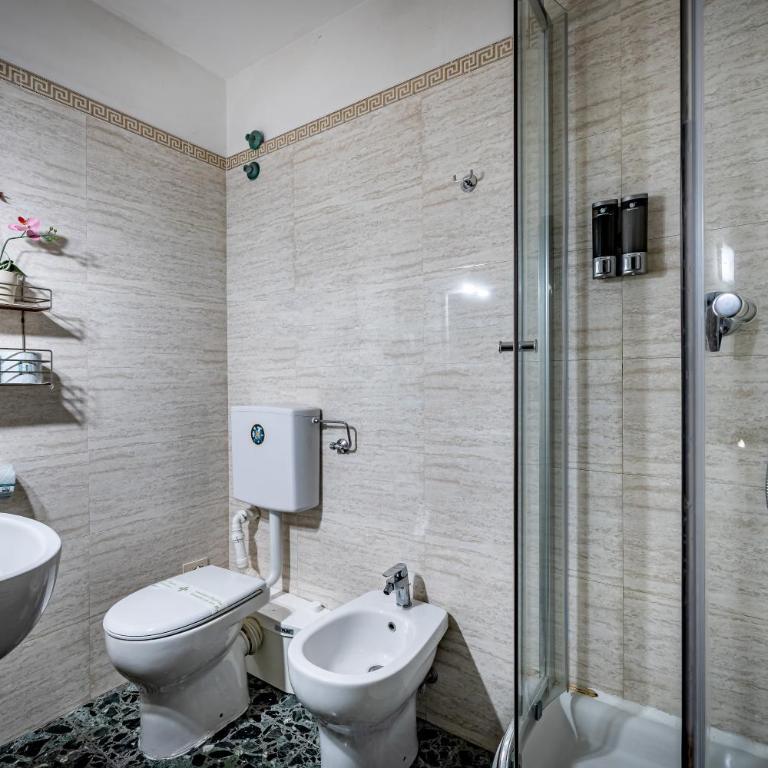 Maison Bianca B&B - Camera Familiare con Balcone - 6