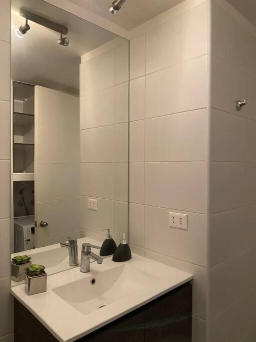 Extraordinario depto ejecutivo - Apartamento de 1 dormitorio - 20