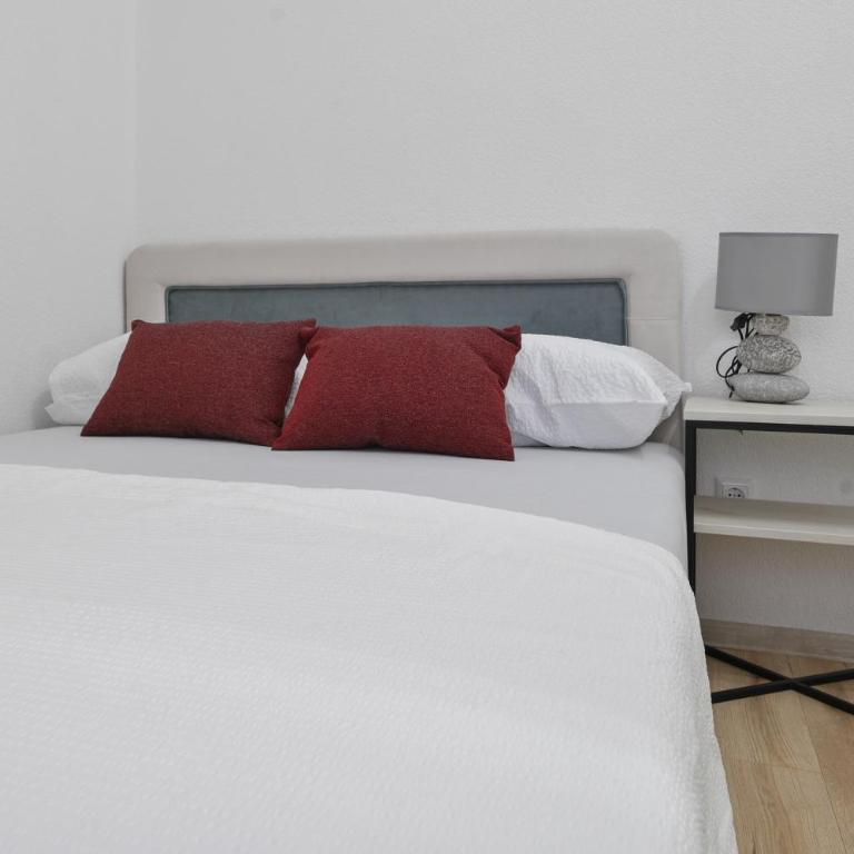Apartman UMA - Two-Bedroom Apartment - 20