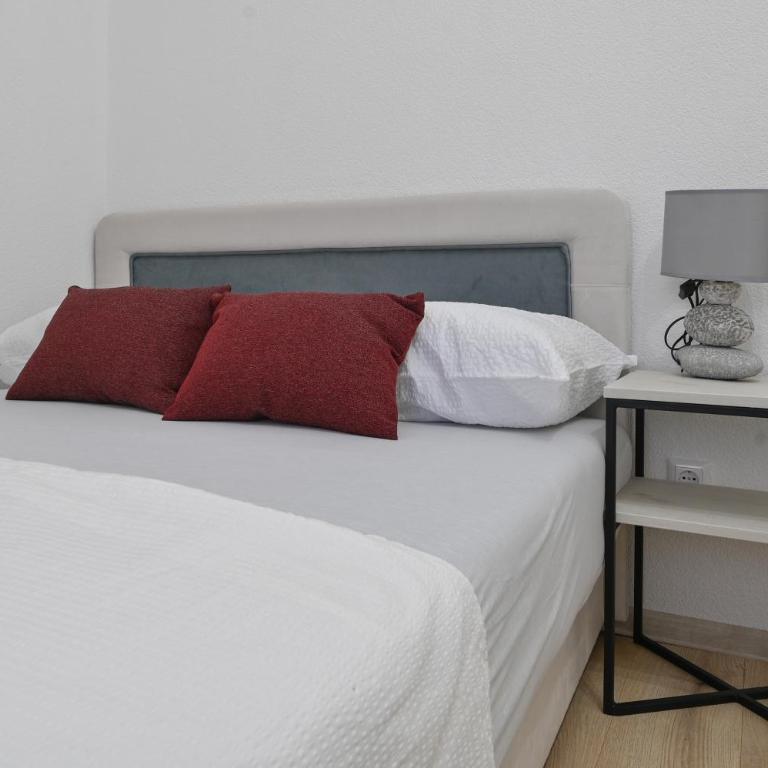 Apartman UMA - Two-Bedroom Apartment - 22