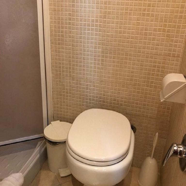 Hotel Labelle - Economy Double Room - 21