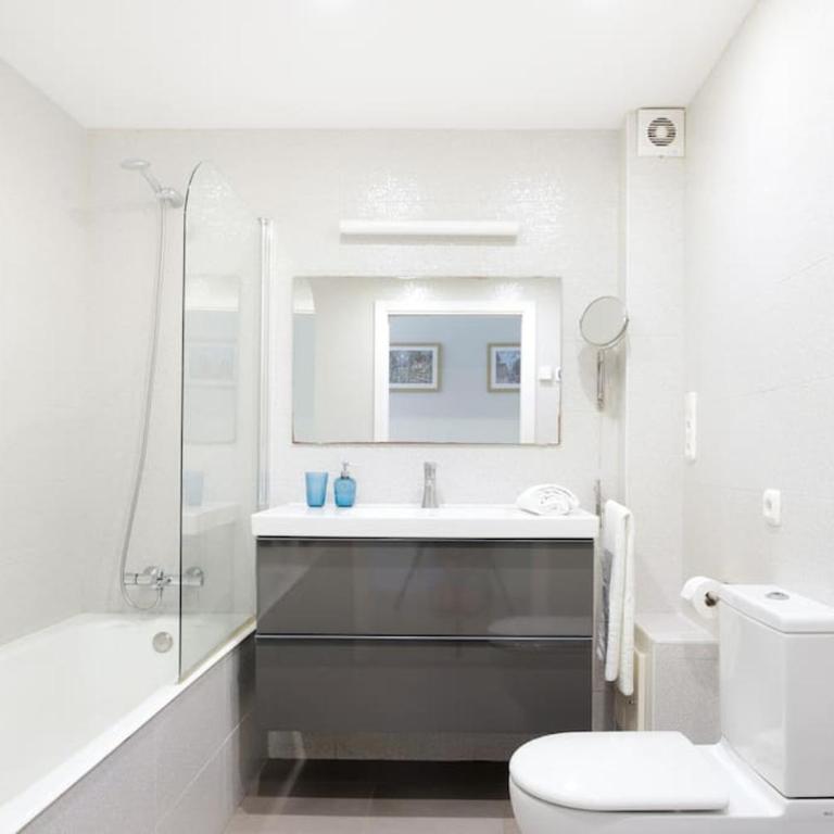 Alquiler piso con terraza para parejas o familias - Apartamento de 2 dormitorios - 6