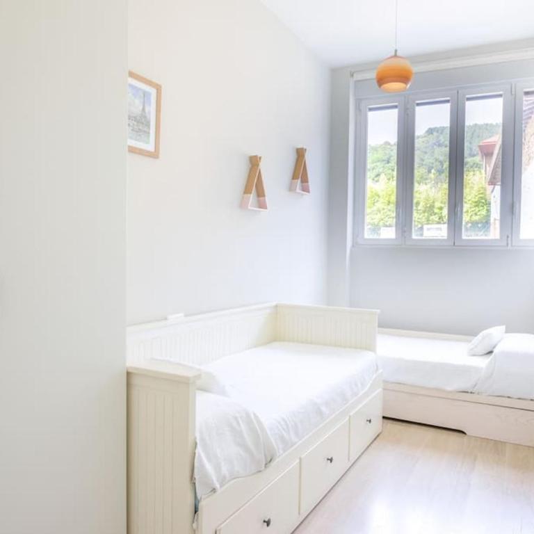 Alquiler piso con terraza para parejas o familias - Apartamento de 2 dormitorios - 7