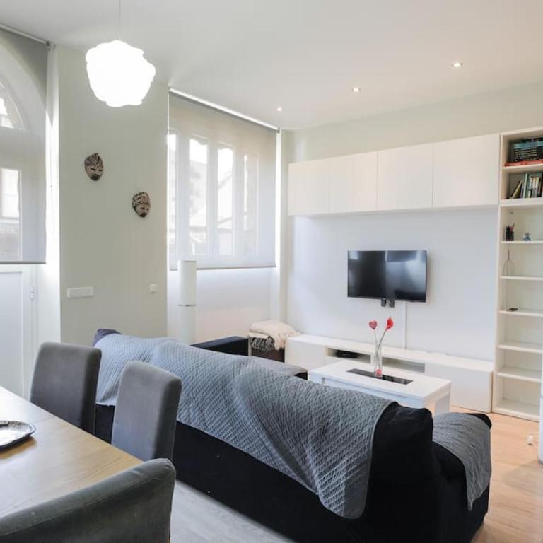 Alquiler piso con terraza para parejas o familias - Apartamento de 2 dormitorios - 13